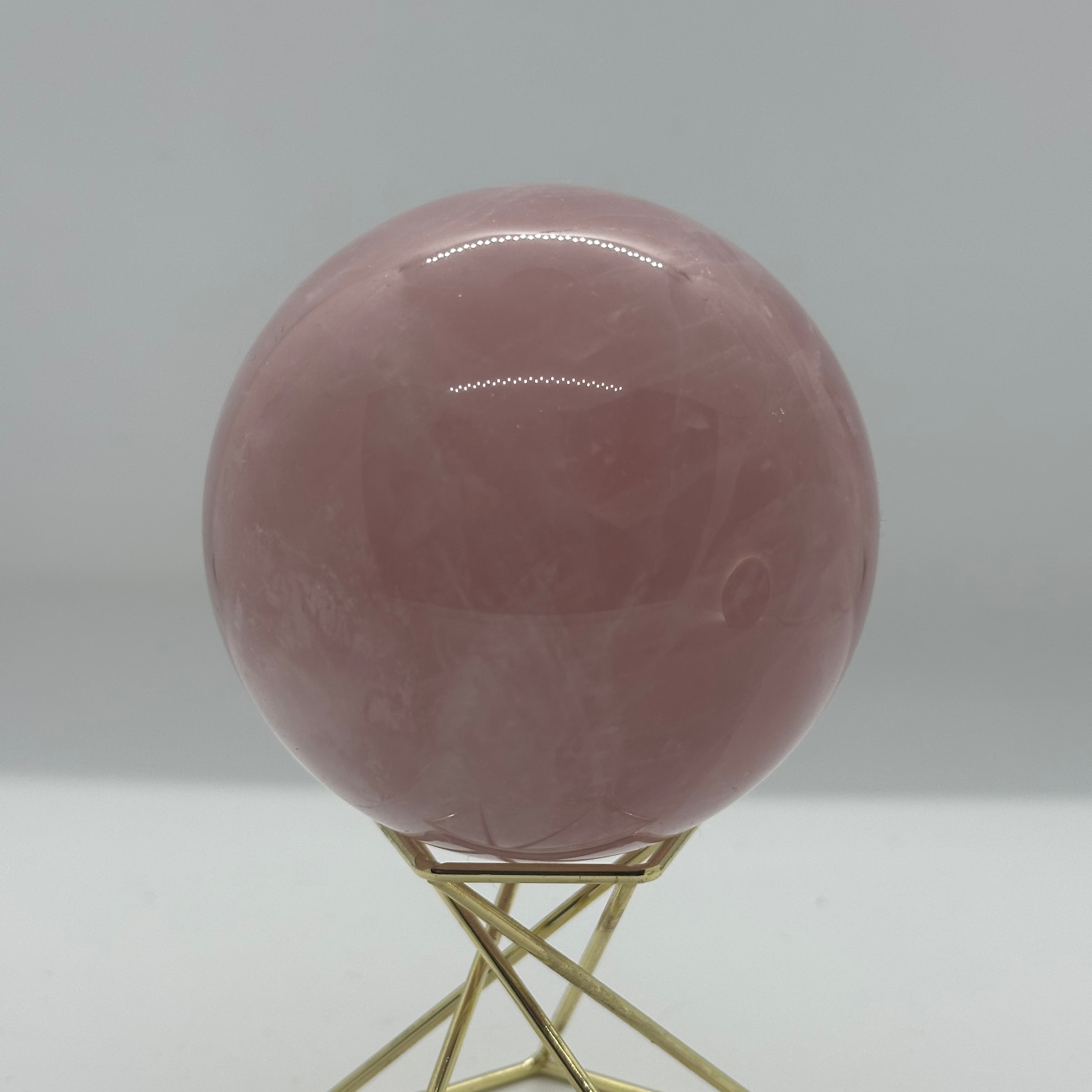 Rose Quartz Sphere – 70mm / 472g