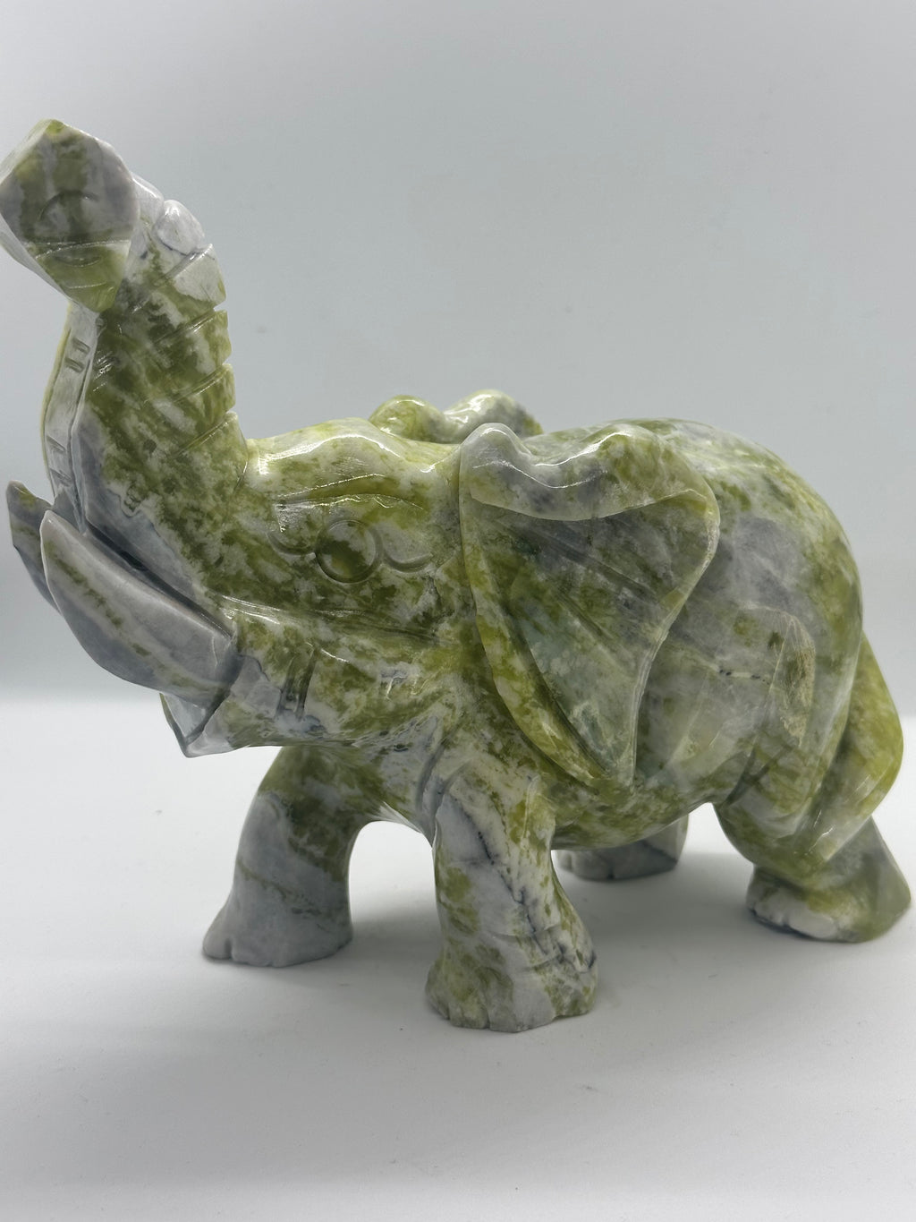Lemon Jade Elephant – 2.142kg