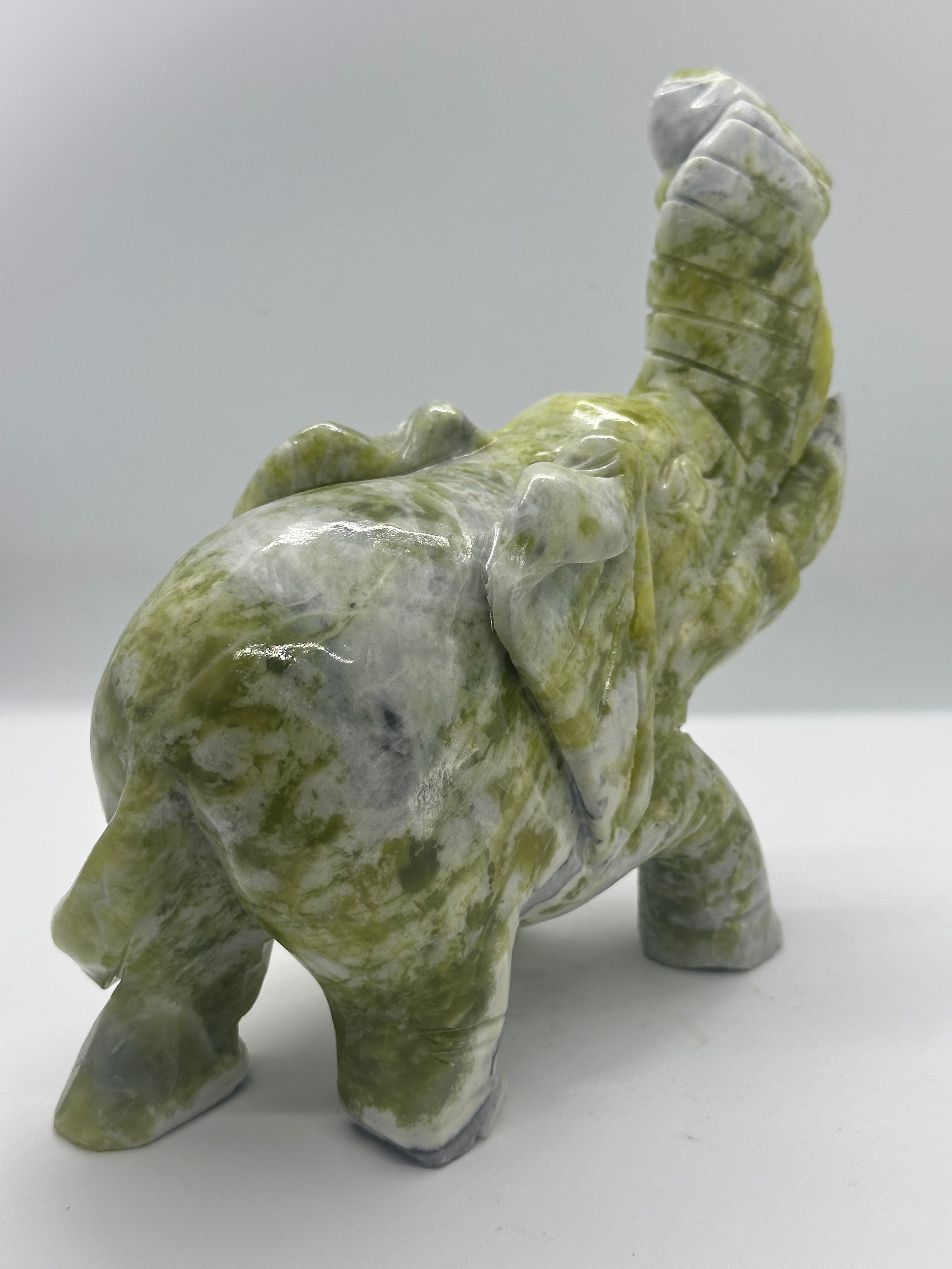 Lemon Jade Elephant – 2.142kg