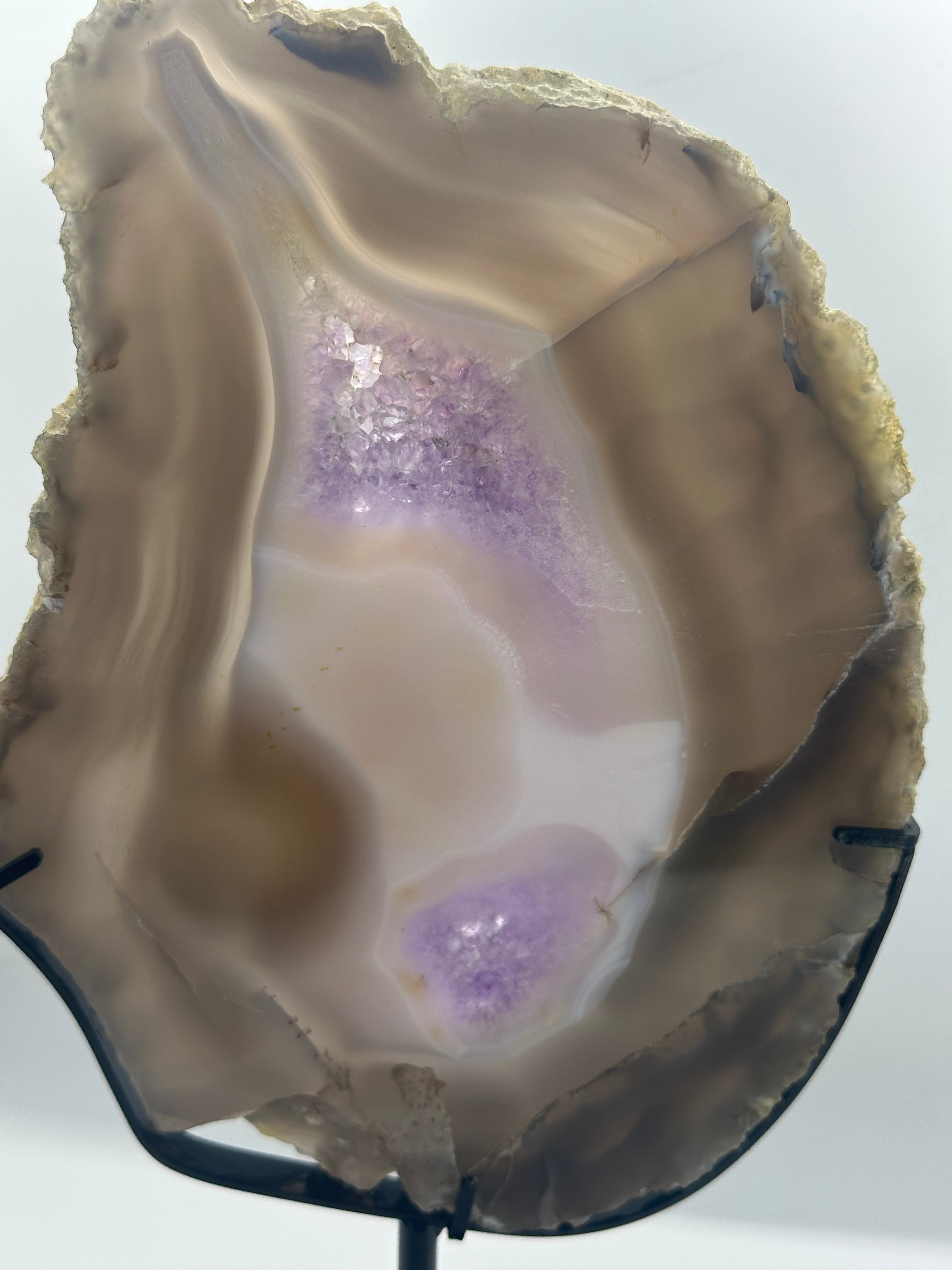 Amethyst Agate Slab with Custom Stand – 1.126kg