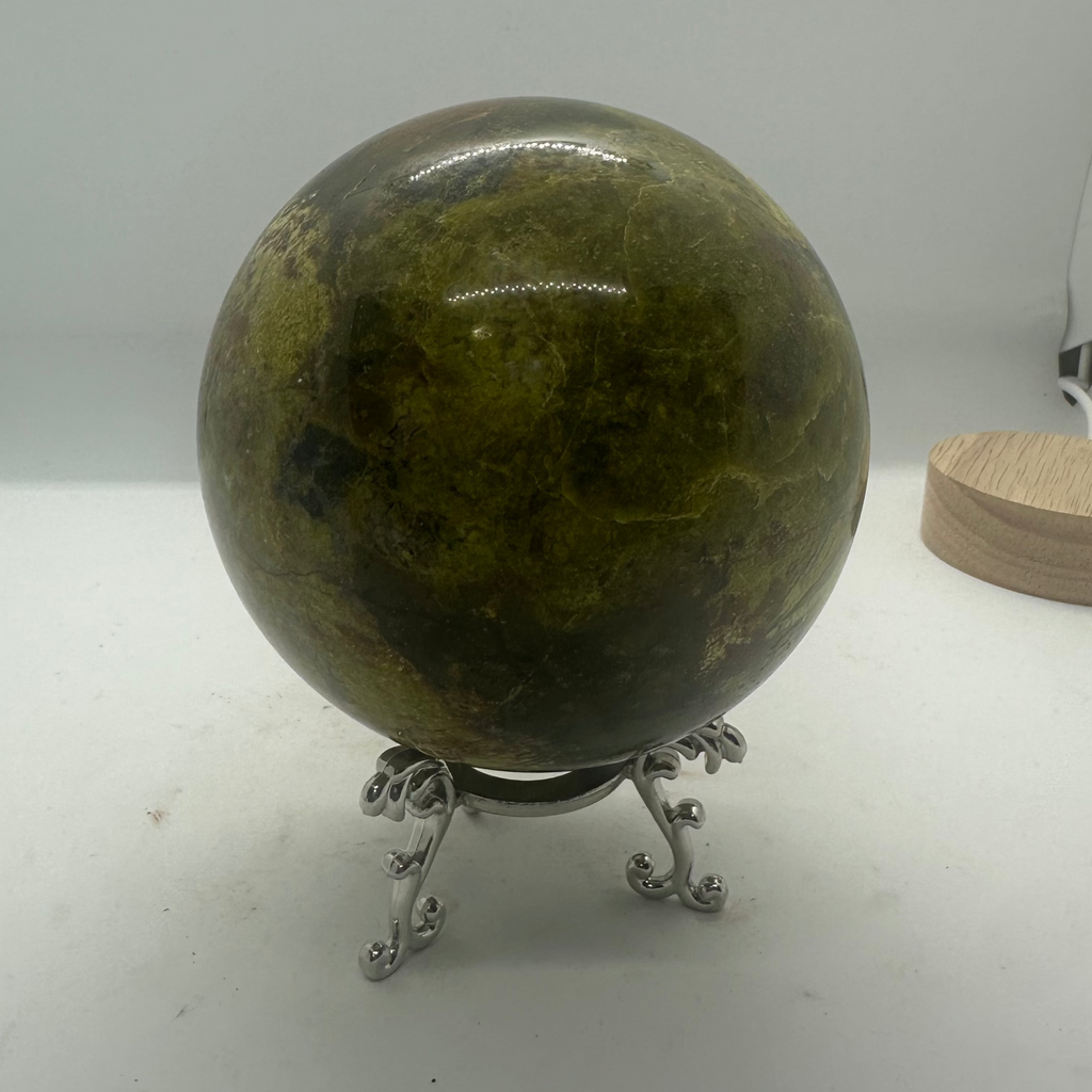 Green Opal Sphere – 85mm / 772g