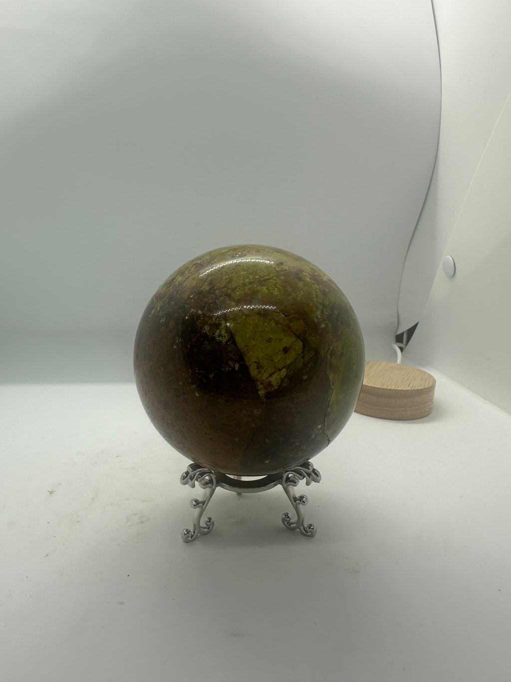 Green Opal Sphere – 85mm / 772g